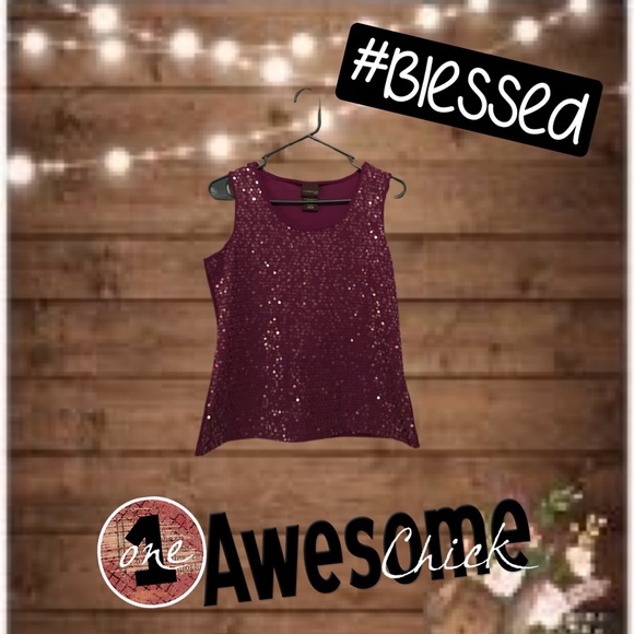 Woman's Sleeveless Top - Picture 1 of 1